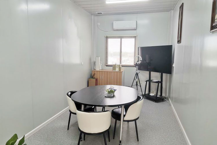 Read more about the article Paneles de aislamiento para casas contenedor