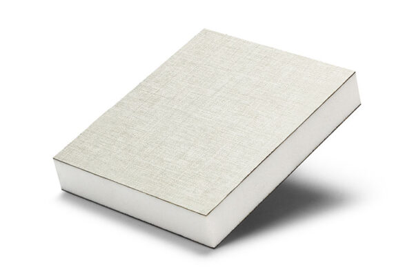 Paneles de espuma de PET con revestimiento de chapa de ingeniería