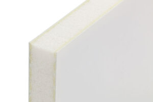 Paneles sándwich con núcleo de espuma PET CFRT Skin para camiones de carga seca