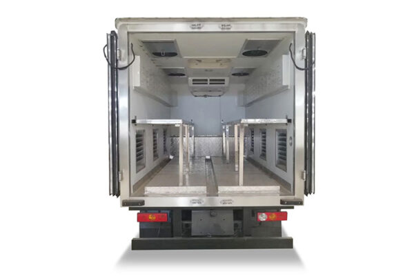 Carrocerías para camiones de transporte de pollos de un día - Image 3