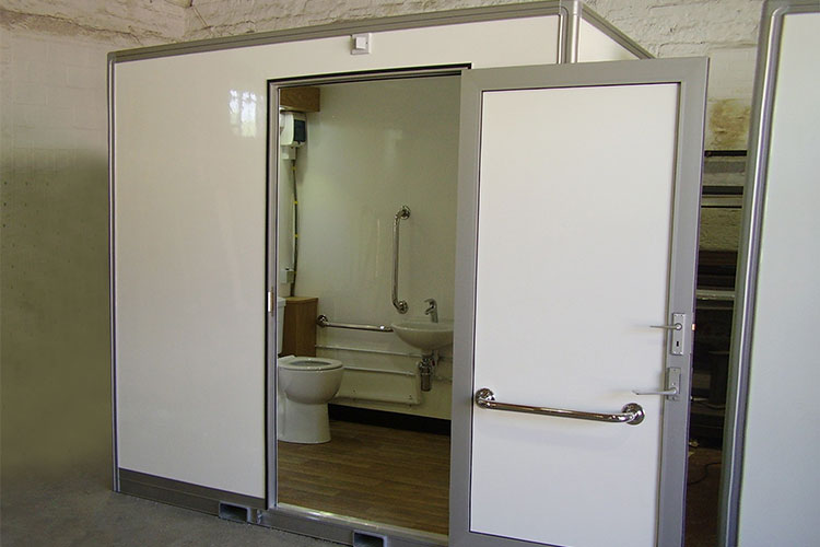 Read more about the article Baños prefabricados modulares compuestos